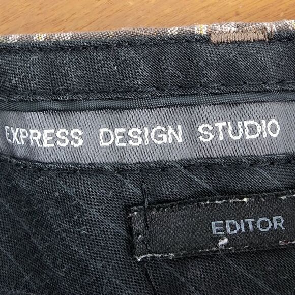 Express Design Studio Brown Plaid Editor Bermuda Shorts Size 0 - Picture 3 of 4